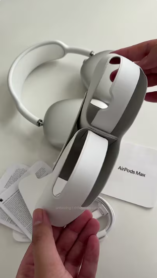 Apple AirPods Max