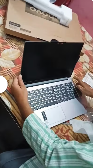 Lenovo IdeaPad Slim 3 15AMN8