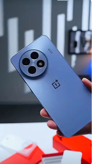 OnePlus Ace 5 Pro.......