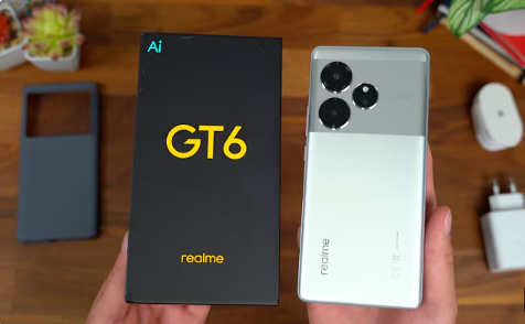Realme GT 6